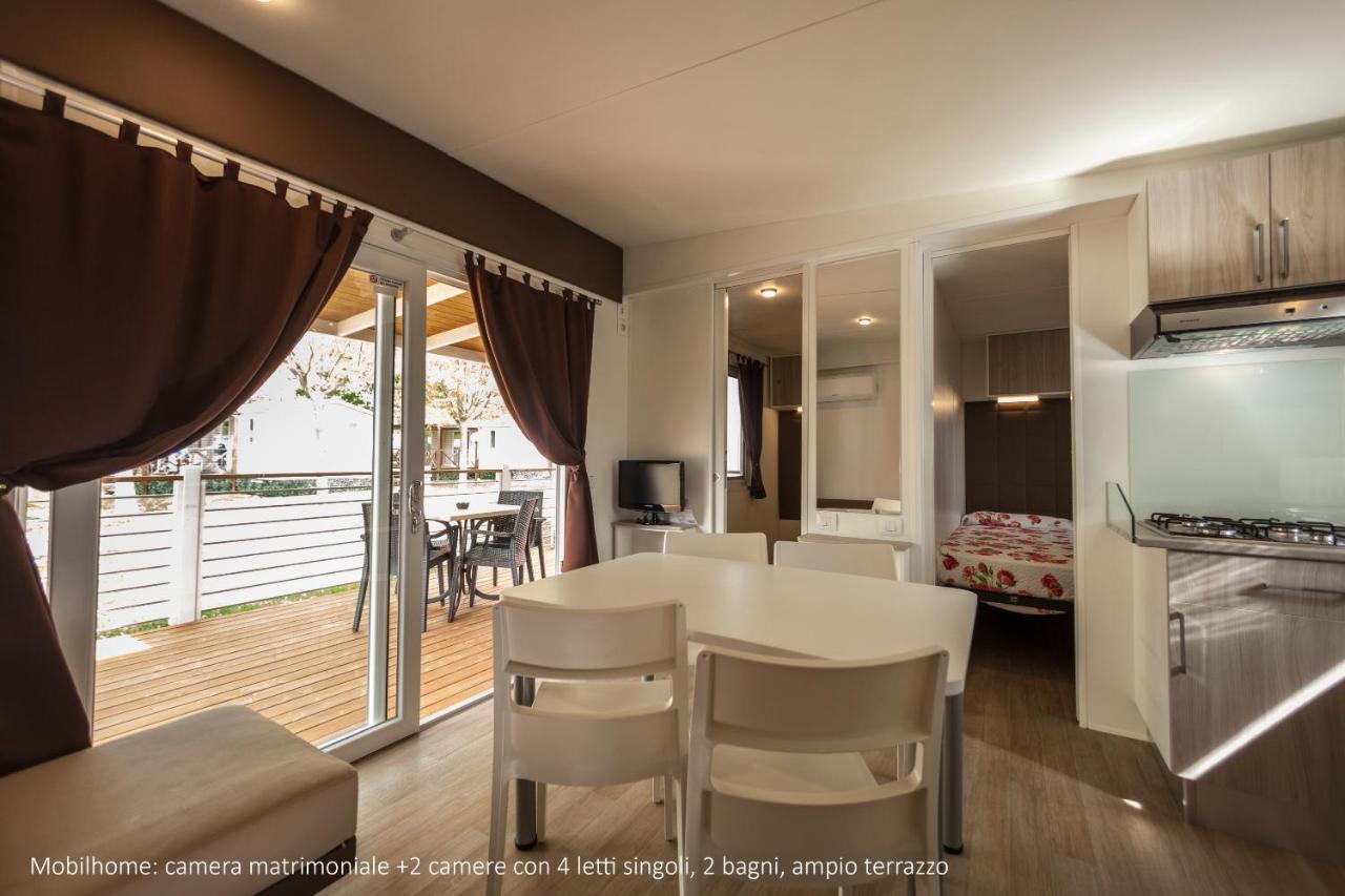 Camping Da Giovanni เปสเคียรา เดล การ์ดา ภายนอก รูปภาพ